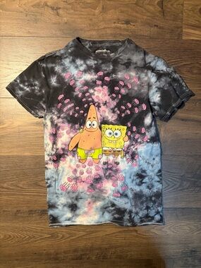 Nickelodeon SpongeBob & Patrick Tie-Dye Tee in Black and Pink